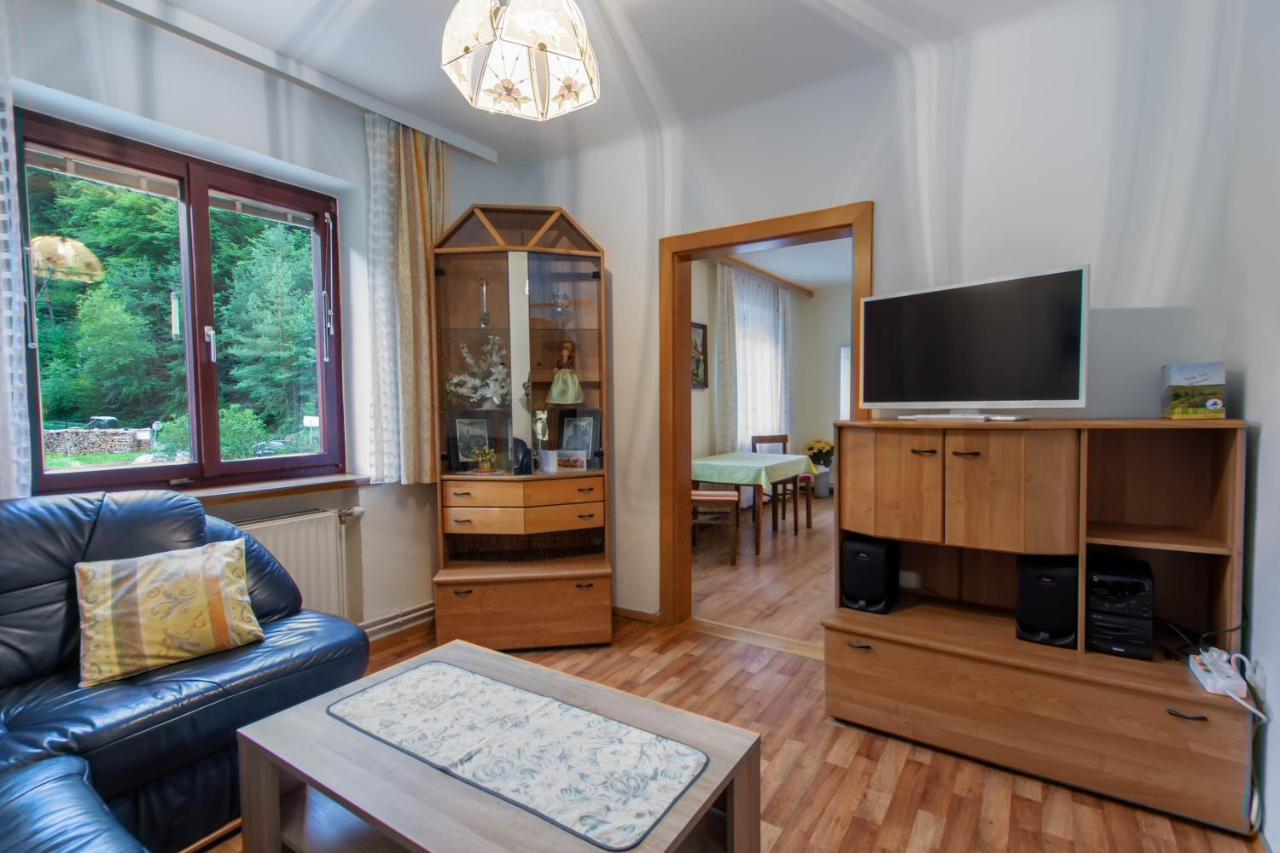 Ferienwohnung Helga Bergkirchner Schwallenbach Bagian luar foto